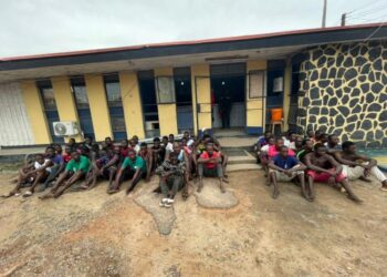 BREAKING: Hoodlums Currently Attacking Lagos(Video)