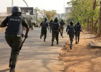 Police, Bandits Engage In Gun Battle In Ogun, Two Killed