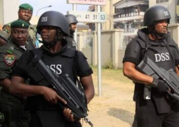 BREAKING: Gunmen Attack, Burn DSS, Police HQ, Many Killed