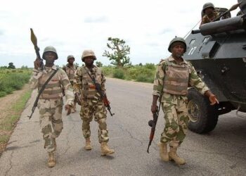 BREAKING: Soldiers Open Fire On Residents In Anambra, Voters Flee