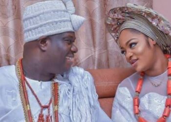 BREAKING: Queen Naomi Divorces Ooni Of Ife, Gives Reasons