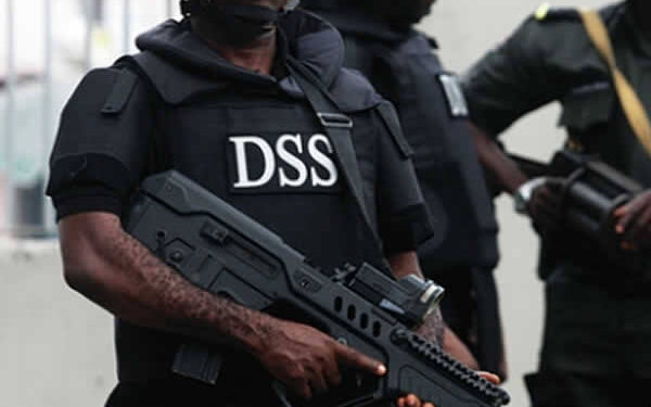 BREAKING: DSS Operatives Arrested In Osun