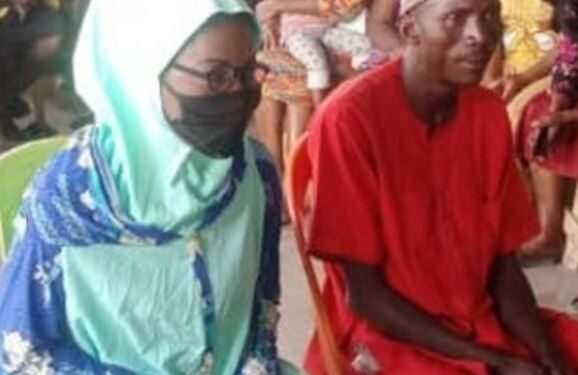 PHOTOS: Two Repentant Nigerian Workers Tie The Knot