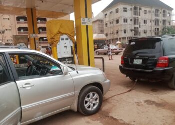 Scarcity: Outrage As Filling Station Sells Water As Fuel For Motorists In Anambra(Video)