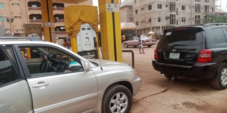 Scarcity: Outrage As Filling Station Sells Water As Fuel For Motorists In Anambra(Video)