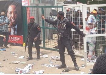 BREAKING: Chaos As Thugs Take Over APC Convention Venue