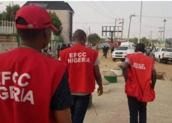 How 4 Nigerian Bankers Steal Almost N1Billion From Customers Through ATM Card Scheme — EFCC