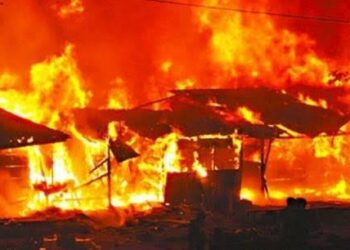 BREAKING: Serious Fire At Lotto, Mowe In Ogun (Video) - DAILY GIST