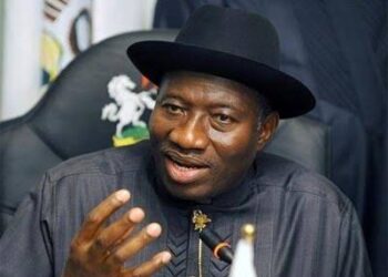 BREAKING: Ex-President Jonathan Involved In Serious Auto-Crash, Loses 2 Aides - DAILY GIST