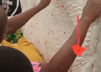 VIDEO: Nigerian Man Declared Dead ‘Wakes up’ From Coffin At His Funeral