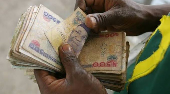 BREAKING: Party Agents Fight Over Election Money In Ekiti(Video)