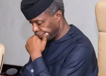 UPDATED: Vice President Yemi Osinbajo Rescues People Involved In Autocrash