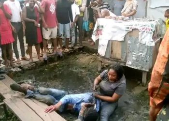 Youth Pastor Suspected To Be Yahoo Boy Strangles Girlfriend, Buries Her In Bedroom(Video)