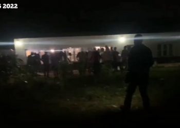 BREAKING: Collation Of Results Suspended In Ife East After Hoodlums Attack (Video)