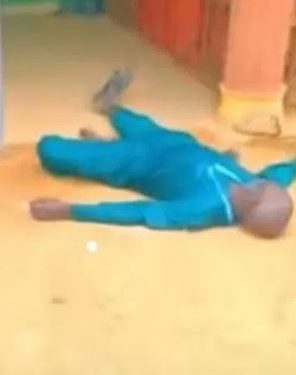 Tension As Man Reportedly Collapse After Losing Borrowed N200K To Bet (Video)