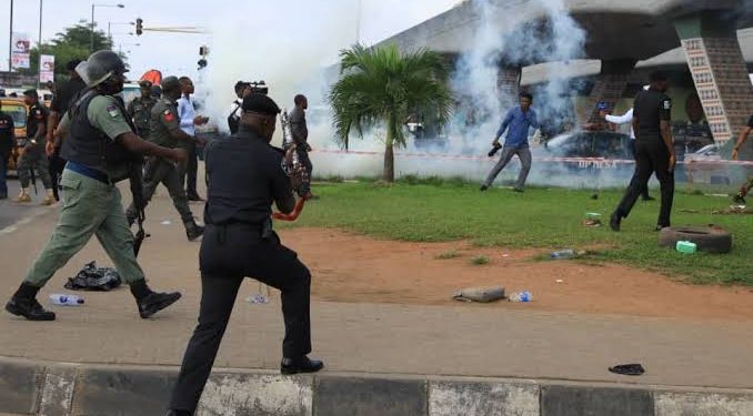 Chaos As Okada Riders Clash With Police In Lagos, One Killed