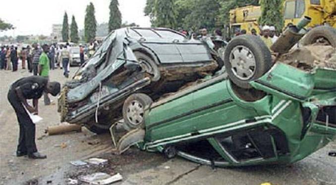 JUST IN: Vehicle Conveying Prisoners Crashes In Osun