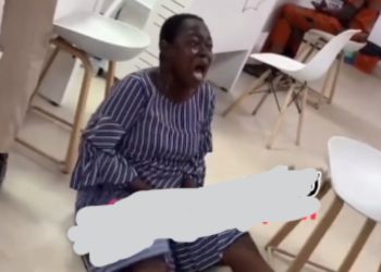 Nigerian Woman Breaks Down Completely After All Her Money Vanishes From Opay Account