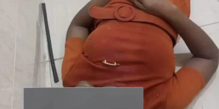 Female Bank Staff Kill Herself In Lagos, Lists Reasons For Her Actions In Suicide Note