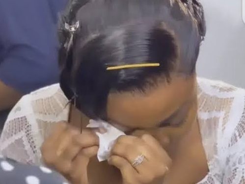 Wife Reads Husband's Cheating Texts On Wedding Day