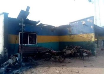 Students Attack Police Station In Kwara, Injured Officers