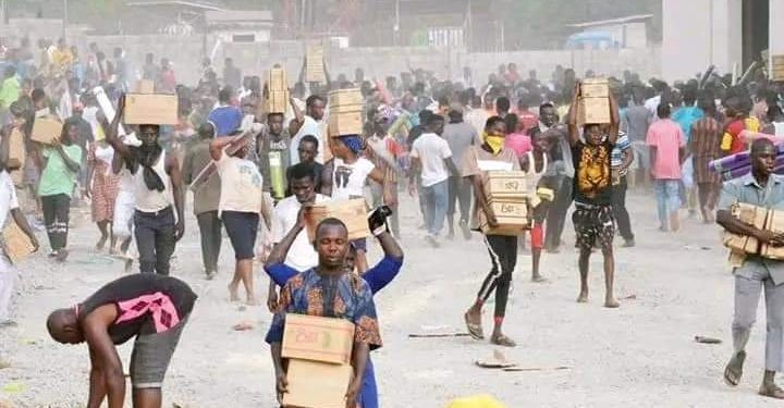 Residents Attack NEMA Warehouse, Loots Foodstuffs Over Hardship