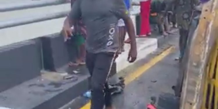 JUST IN: Passengers Thrown Into Lagoon In Third Mainland Bridge Auto-Crash