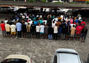 EFCC Arrests 117 Yahoo Boys In Lagos