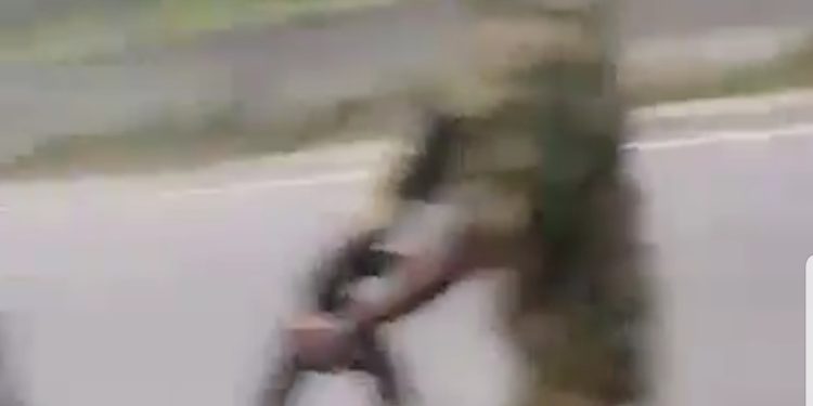 Nigerian Soldiers Engage Fulani Kidnappers In Gun-duel, Rescue Abducted Travellers