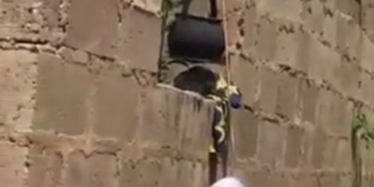 VIDEO: Final Year Female Student Hangs Self After Attending Church Vigil In Ondo
