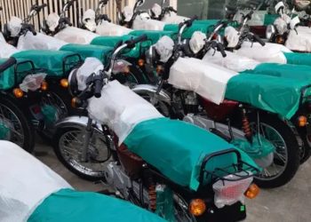 Bajaj Launches First Ever CNG-powered Bikes