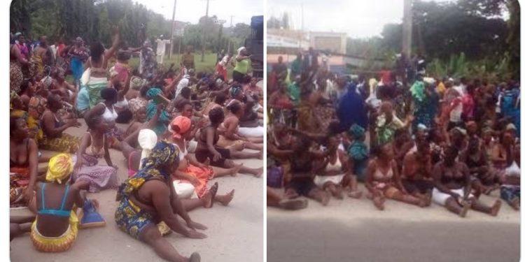 Ondo Women Protest Naked Against Herdsmen Killings