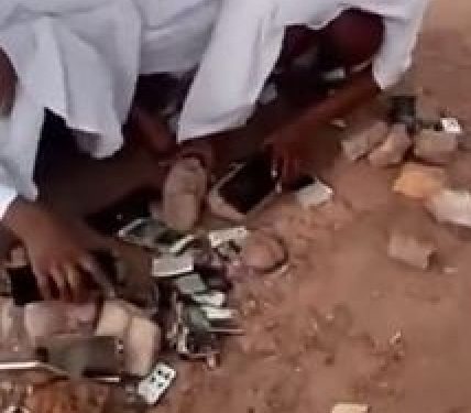 VIDEO: Students Ordered By Parents’ Association To Destroy Their Phones